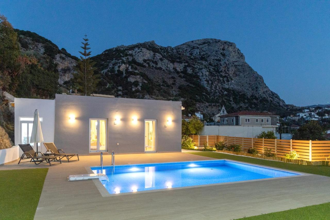Villa Neonis Spílion エクステリア 写真
