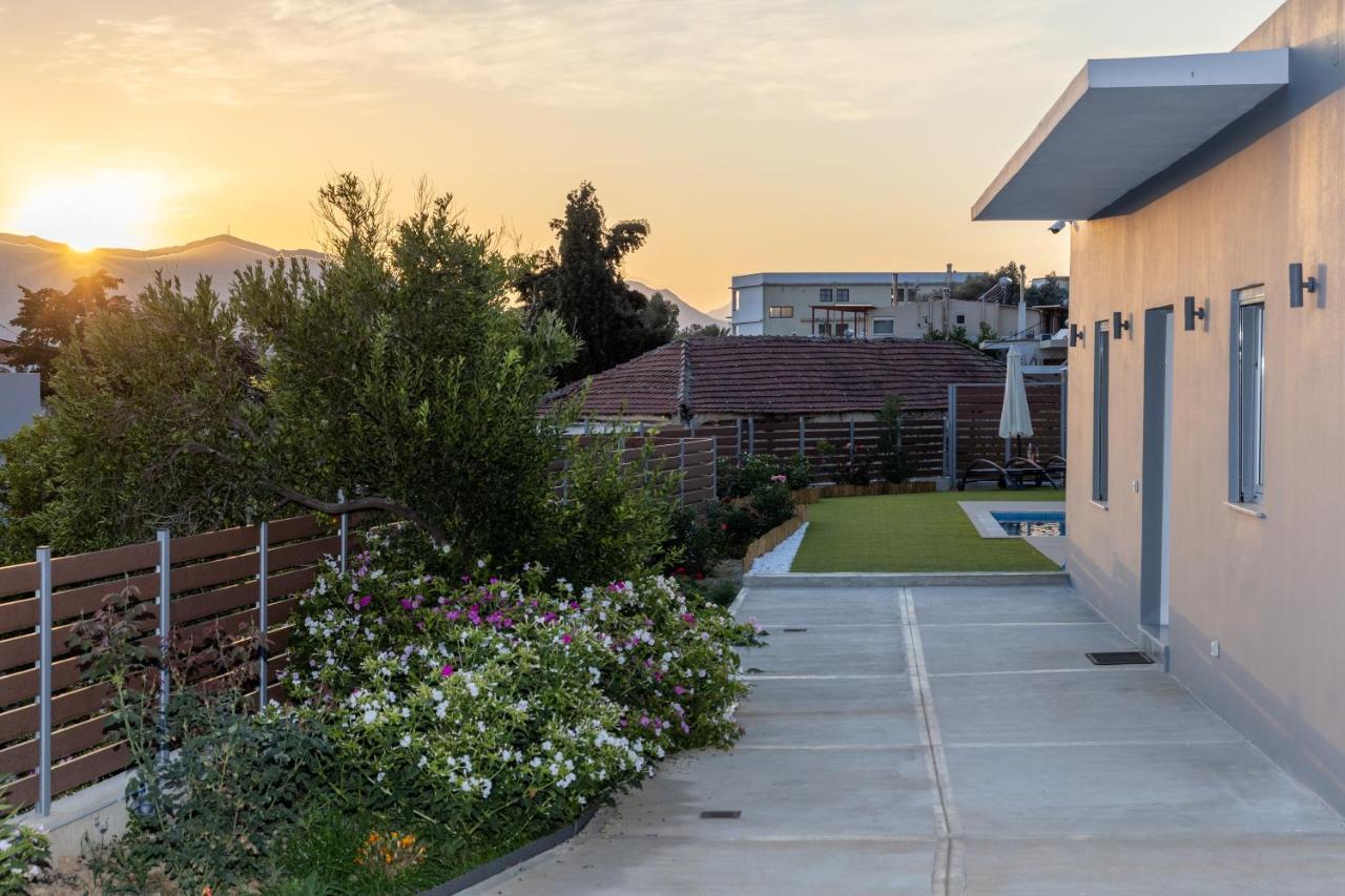 Villa Neonis Spílion エクステリア 写真