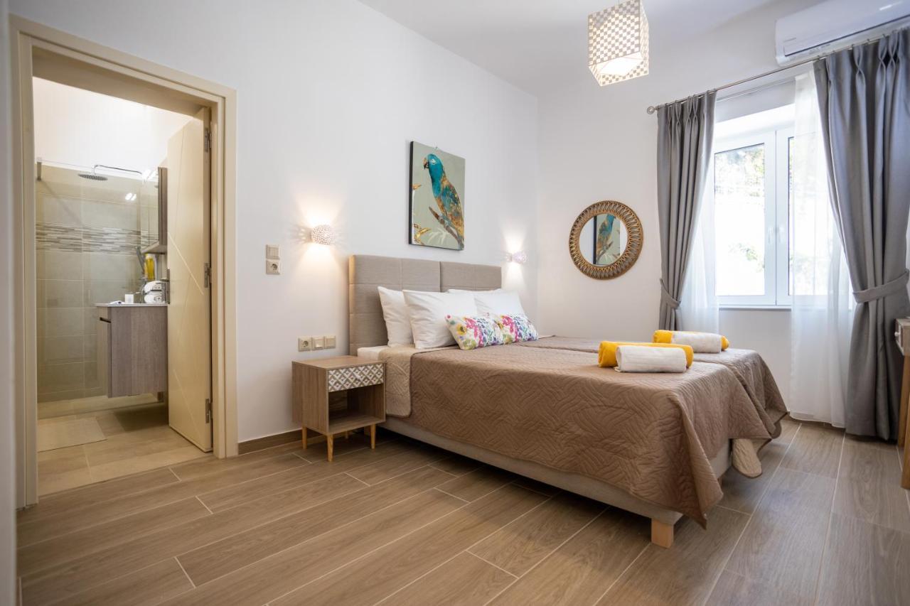 Villa Neonis Spílion エクステリア 写真